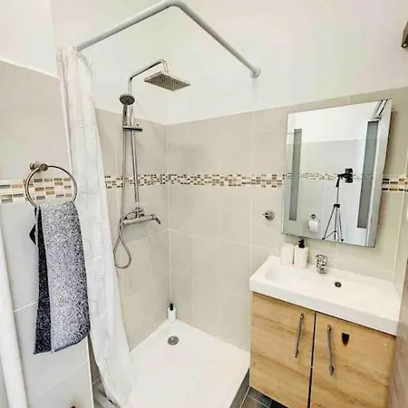 T2, Des Catalans, Endoume, T2 Apartment